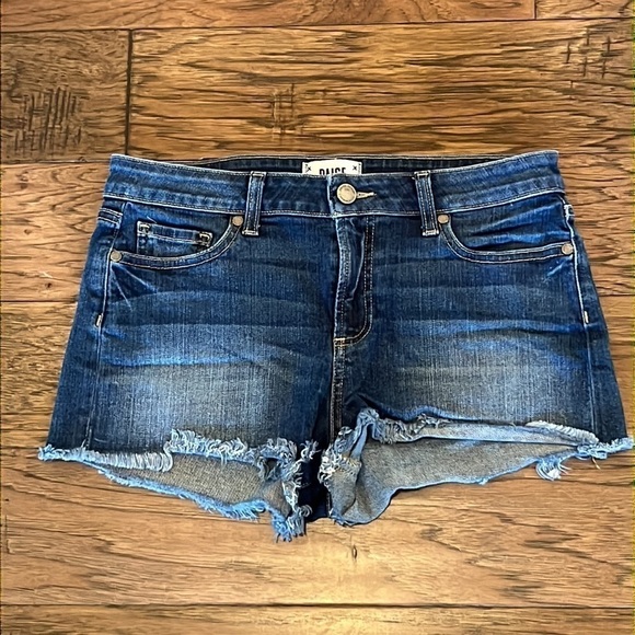 Paige Daryn 2” Inseam High Rise Short Size 27 - Picture 1 of 16